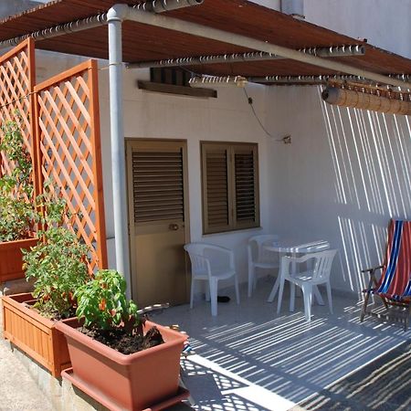 Case Vacanze La Cernia Bruna Isola di Ustica Εξωτερικό φωτογραφία