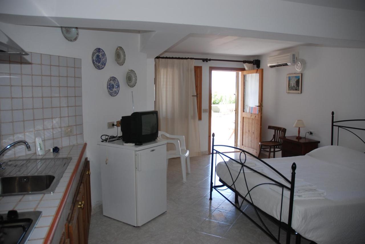 Case Vacanze La Cernia Bruna Isola di Ustica Εξωτερικό φωτογραφία