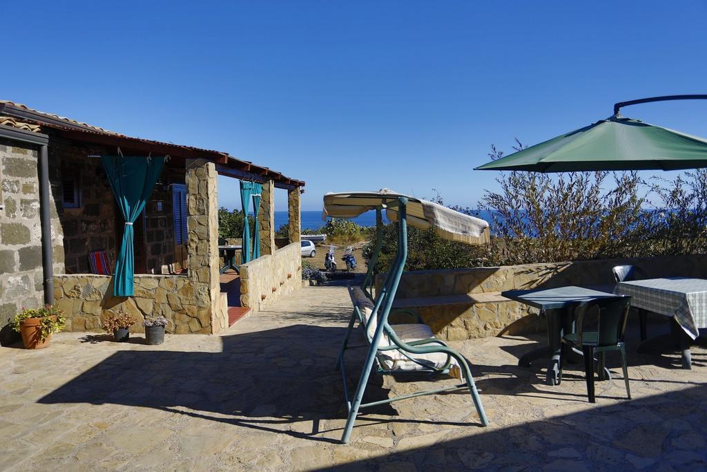 Case Vacanze La Cernia Bruna Isola di Ustica Εξωτερικό φωτογραφία